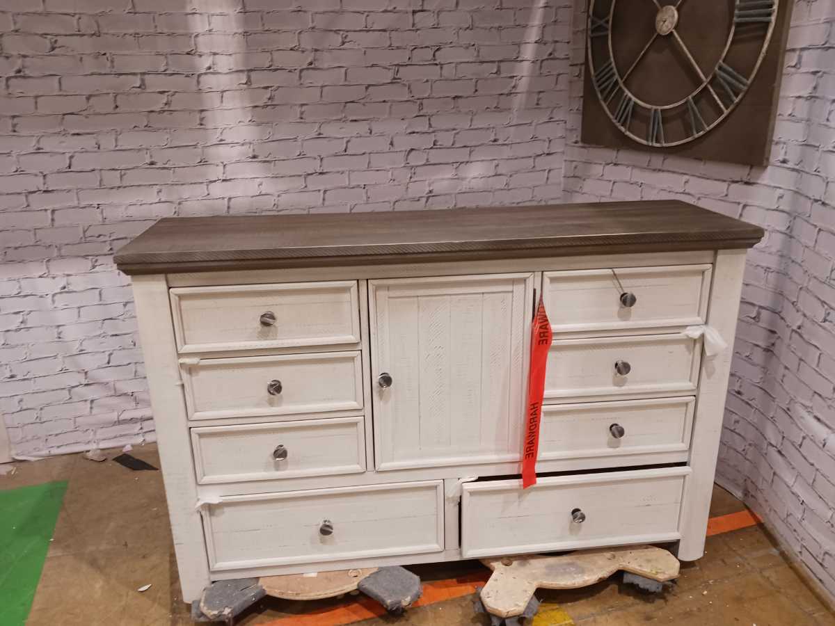 Havalance-Exclusive Dresser - Gallery Image 6